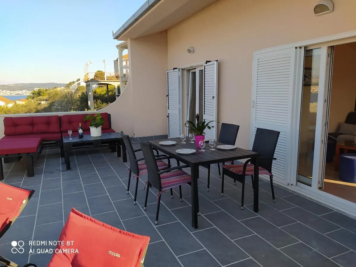 Villa Sandrina Donji Okrug  Croatia