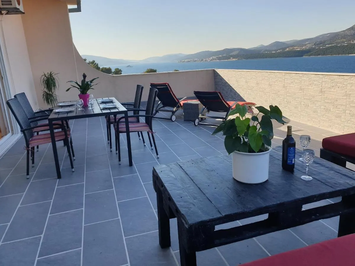 Villa Sandrina Donji Okrug  Donji Okrug (Ciovo)